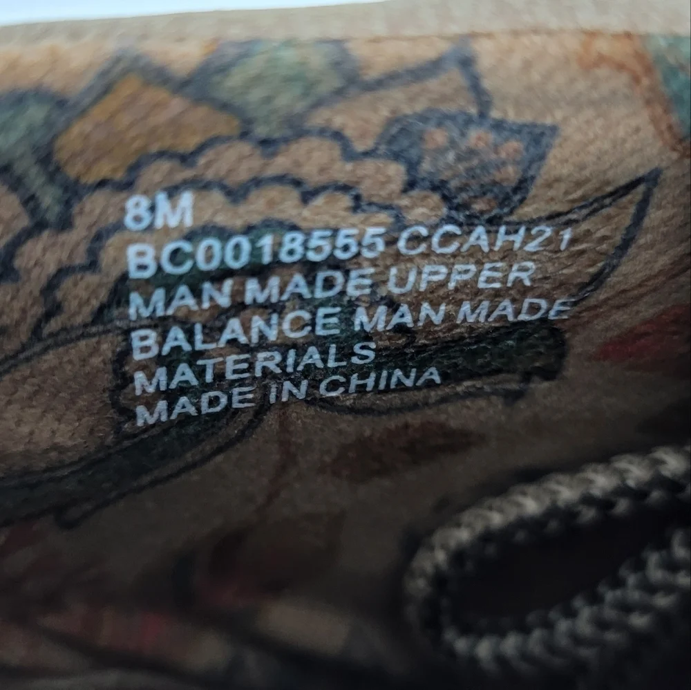 B.O.C. Women's Aspen Boot Size: 8 - Picture 6 of 7